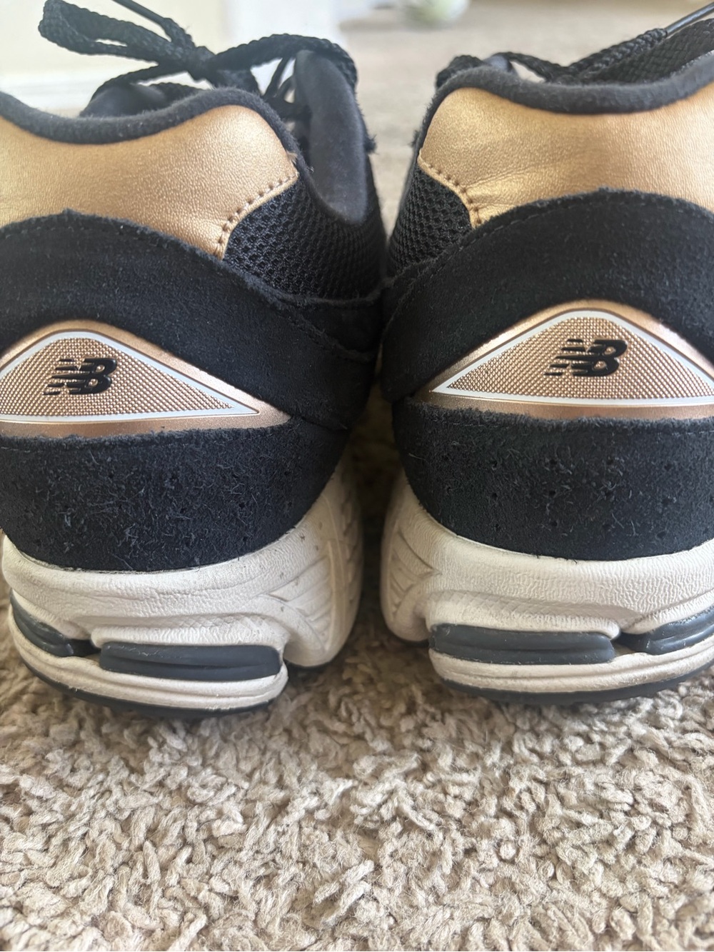 New Balance 2002R Foot Locker 50th Anniversary Black Gold M2002RFX Size 11.5 - Picture 7 of 8